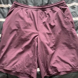 Lululemon Men’s Pace Breaker short with liner, size L